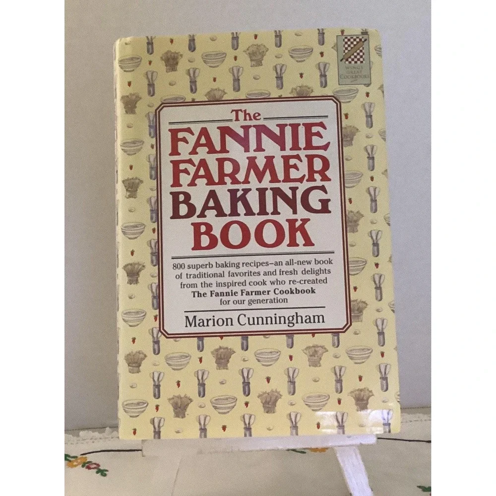 1st Edition Fannie‎ Farmer Baking Book 1984 hardcover dust jacket M Cunningham